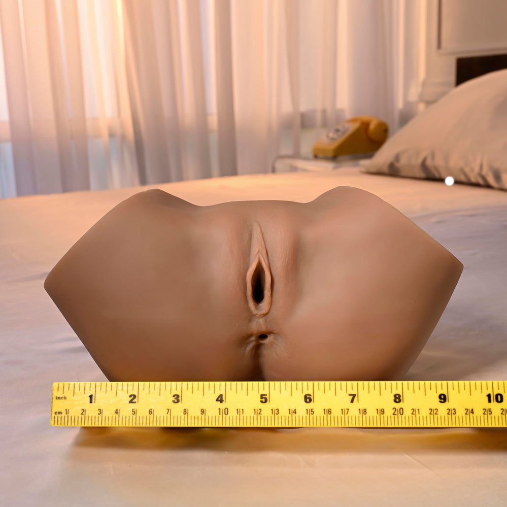 Squirt for Me Chanell Heart Movie and Realistic Squirting Stroker - Dark